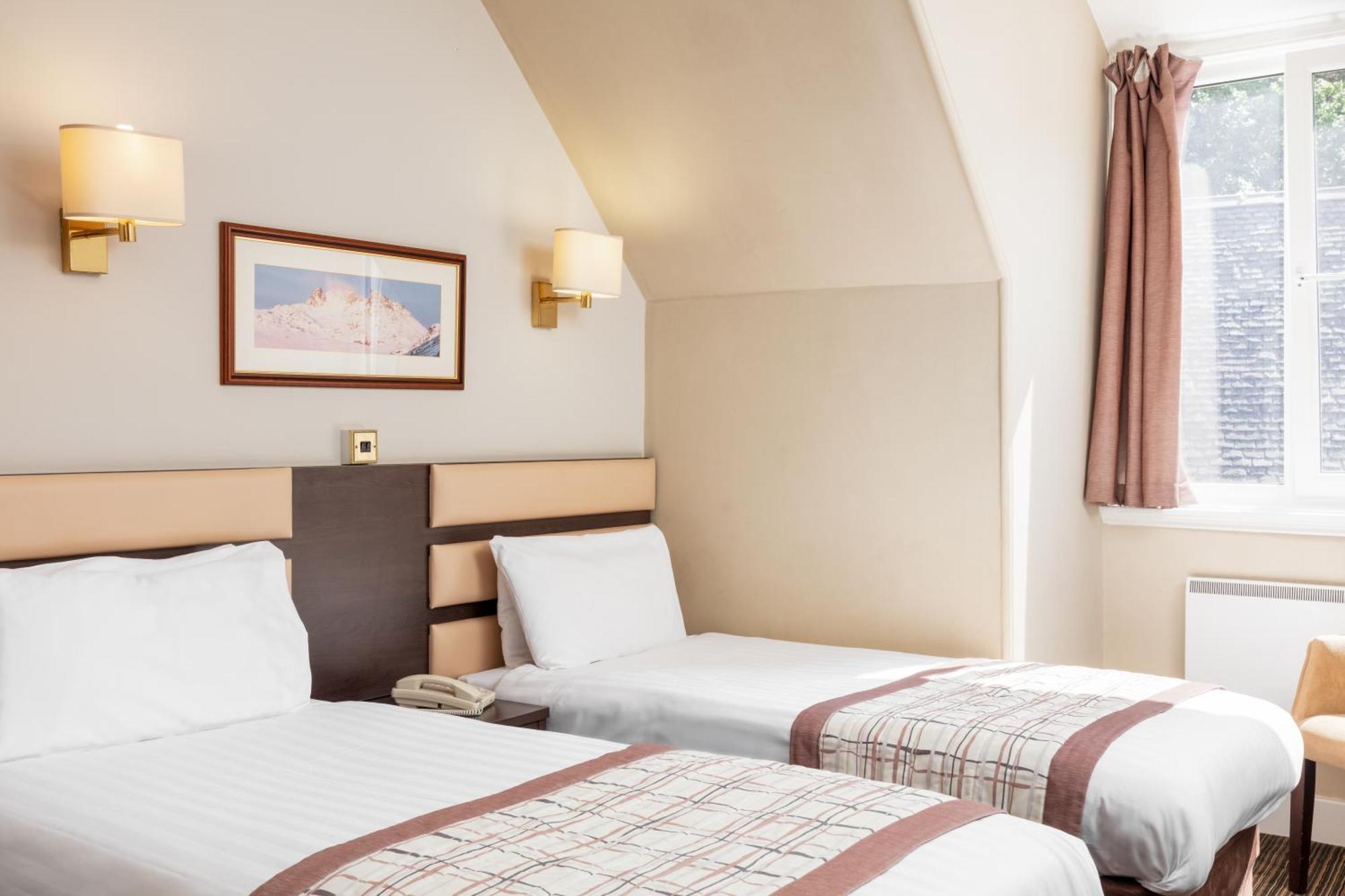 'a Bespoke Hotel' Arrochar